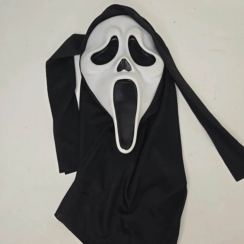 Vintage Scream Ghostface Mask Easter Unlimited Fun World Halloween